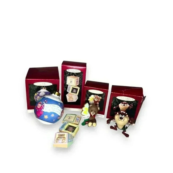 VTG 90s Hallmark Keepsake Ornaments Lot x4 Ornaments Baby Girl LOONEY TUNES - Picture 1 of 15